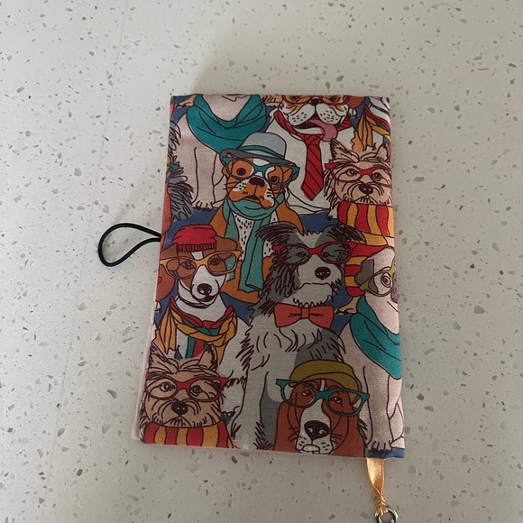 Dog Book Sleeve with Buttons Gift for Dog Lovers (NEW) - Picture 2 of 5